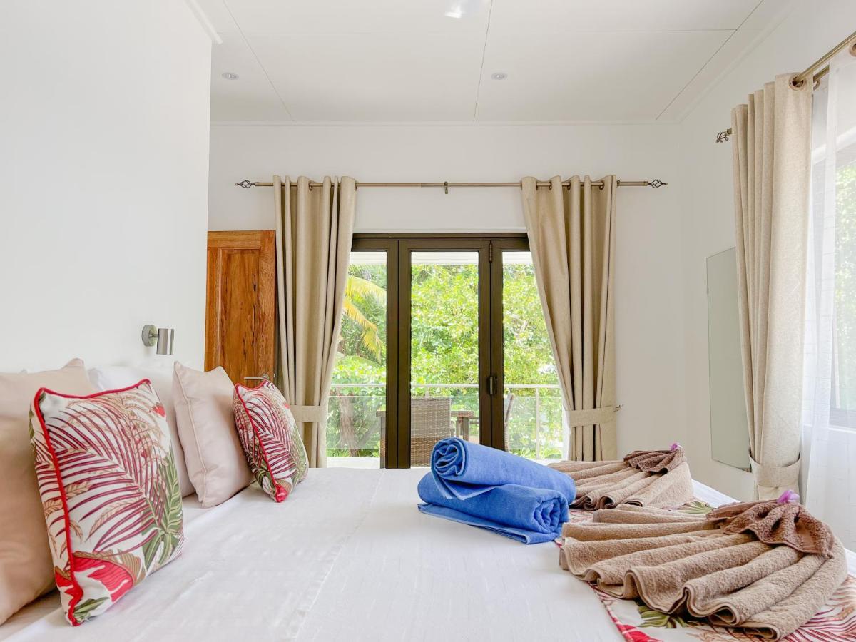 Palm Holiday Apartments Grand Anse  Exterior photo