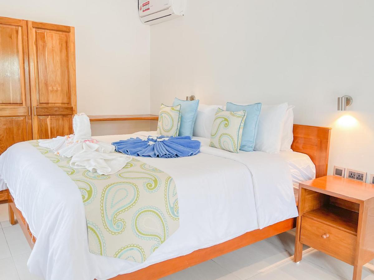 Palm Holiday Apartments Grand Anse  Exterior photo