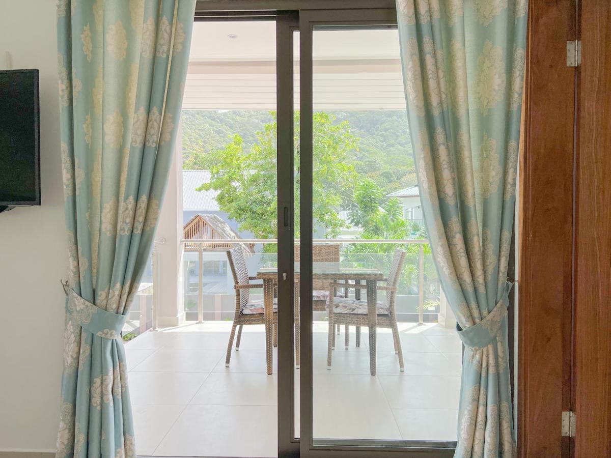 Palm Holiday Apartments Grand Anse  Exterior photo